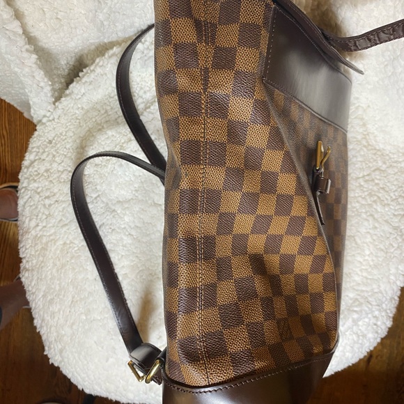 Louis Vuitton Damier Ebene Soho Bag - Picture 10 of 16